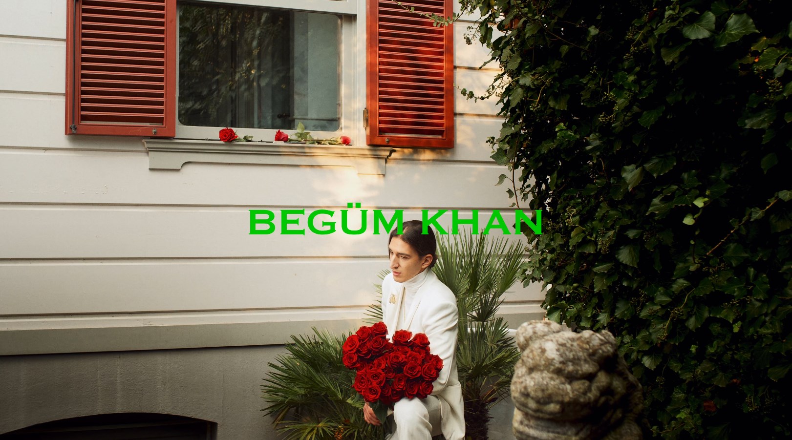 Begum Khan "Pencere"